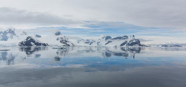 119 Antarctica, Yalour Island.jpg
